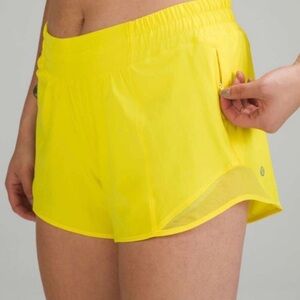 Lululemon Athletica Hotty Hot Low Rise Lined Short 4” Sonic Yellow Size 6